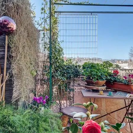 Terrarium Trastevere, Boutique With Terrace Appartement Rome