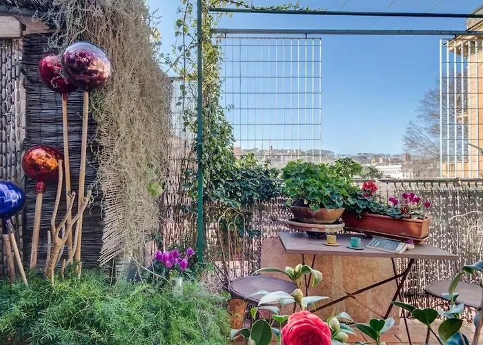 Terrarium Trastevere, Boutique With Terrace Apartament Rzym