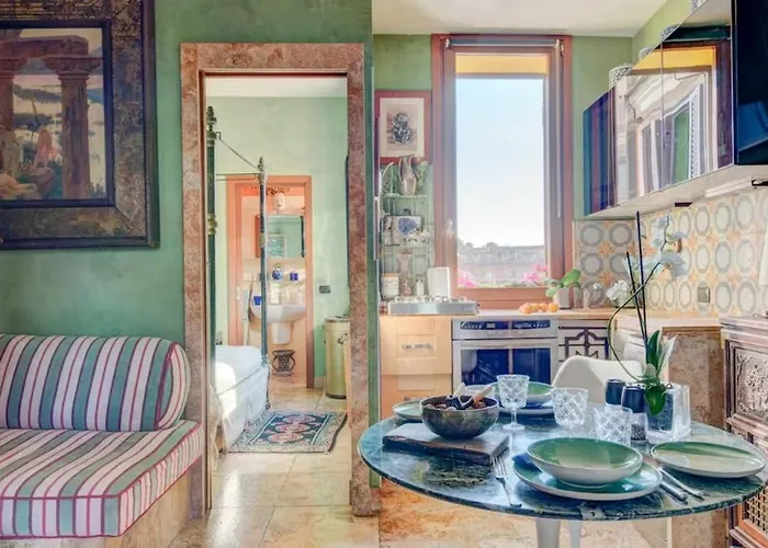Terrarium Trastevere, Boutique With Terrace Apartament *